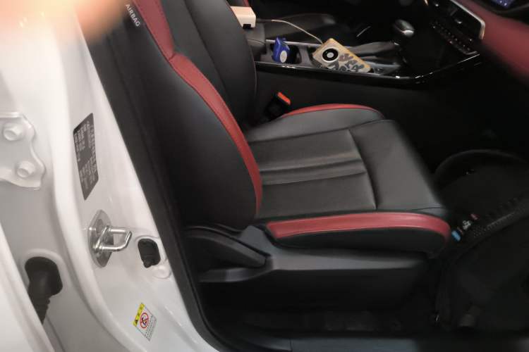 Used GAC Trumpchi GS4 2022 270T Automatic Smart Drive Technology Edition Right Front Seat