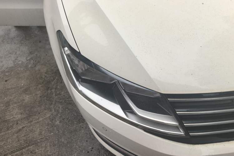 Used Volkswagen Lavida 2015 1.6L Manual Comfort Edition
