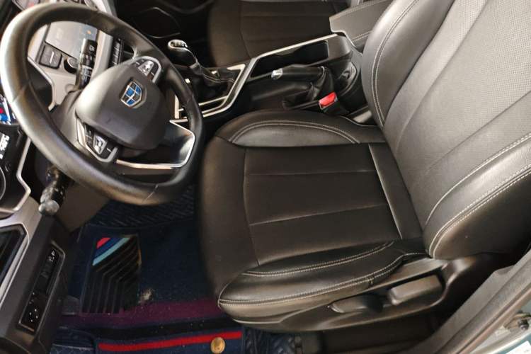 Used Geely Auto Vision X3 2019 Upgraded Model 1.5L Manual Luxury Version Left Front Seat