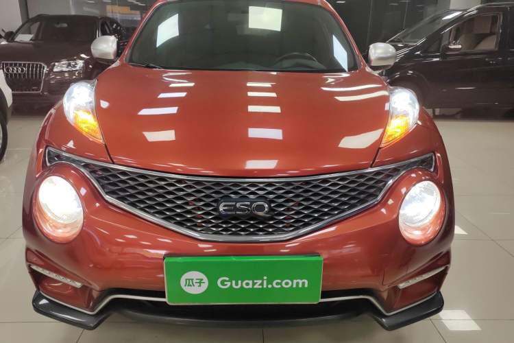 Used Infiniti ESQ 2014 1.6L Spontaneous Edition