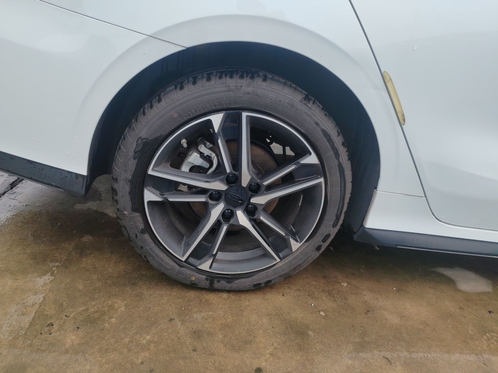 Geely Auto Binray 2024 Binrui COOL 1.5T DCT Longteng Edition — снимка 11