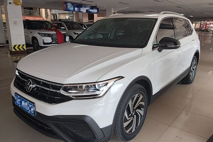 Used Volkswagen Tiguan L 2024 Outstanding Model 300TSI Automatic Two-Wheel Drive Longteng Edition