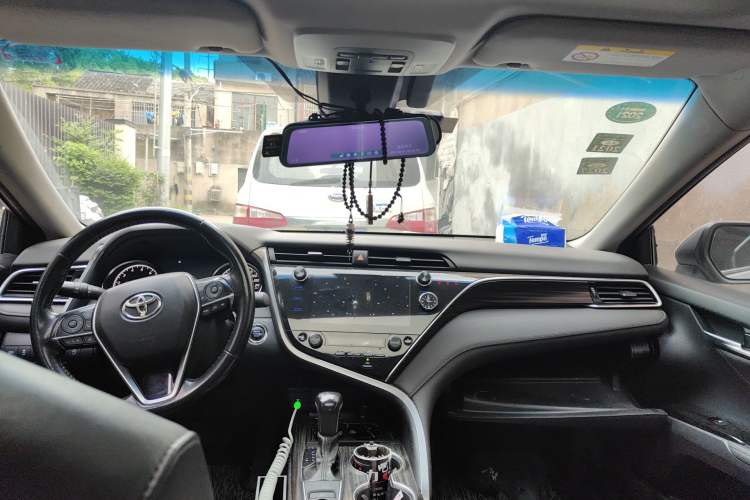 Used Toyota Camry 2019 2.0G Luxury Edition China VI Standard
