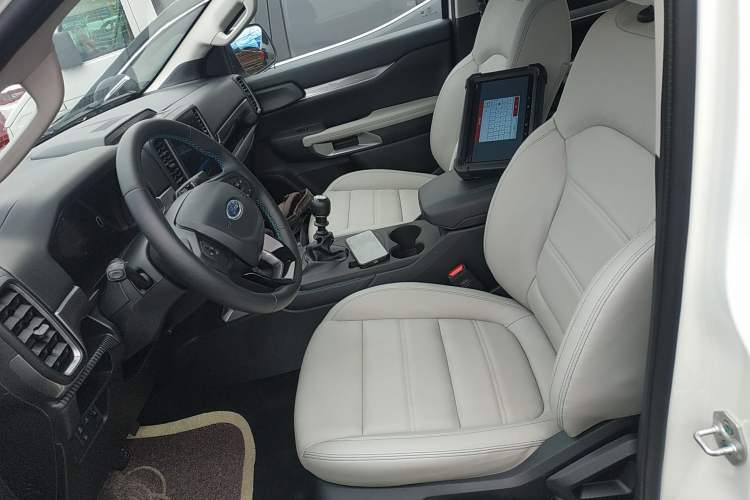 Used Ford Ranger 2023 Shanlin Two-Wheel Drive Manual Gasoline Model
