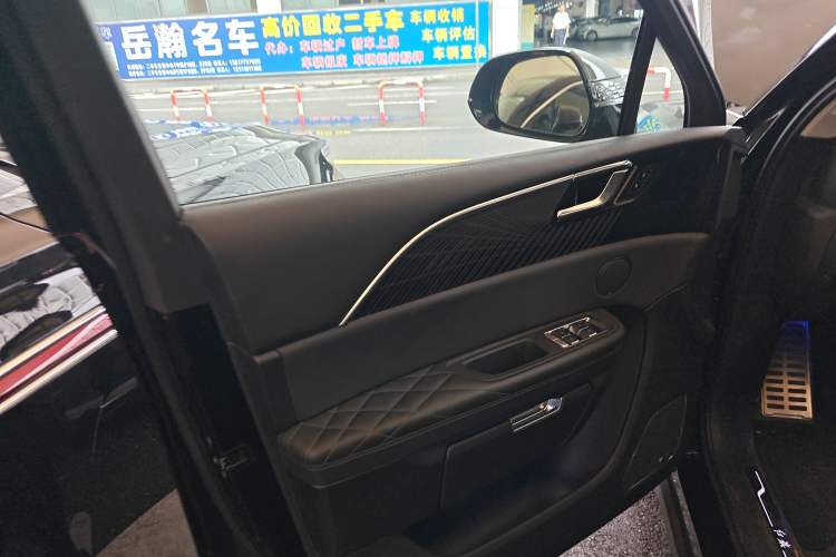 Used Hongqi E-HS9 2021 460 km Range Flagship Edition Six-Seater