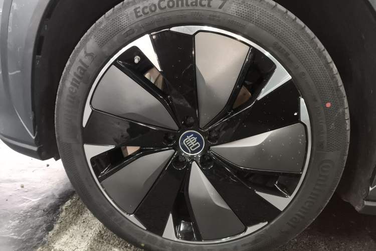 Used BYD Tang L 2025 DM 175KM Drone Player Edition