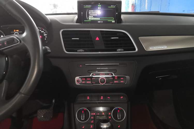 Used Audi Q3 2017 35 TFSI quattro all-wheel-drive sport model