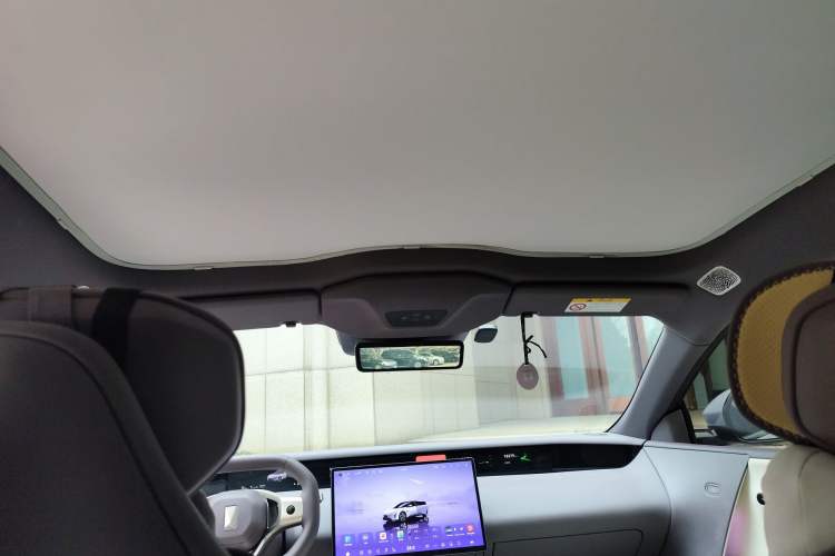 Used Avatr 06 2025 Pro All-Electric Version