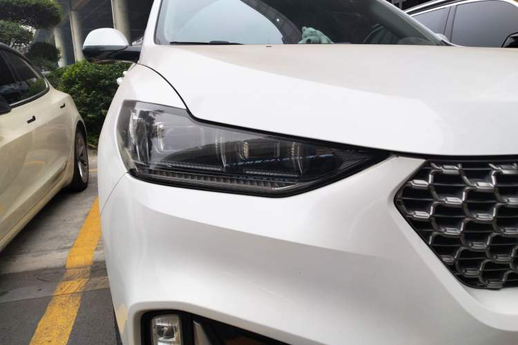 Used Wey VV6 2021 2.0T Two-Wheel Drive Smart Protection+
