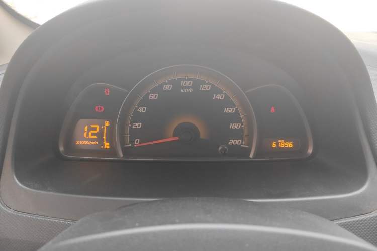 Used Chevrolet Sail 2013 Sedan 1.4L Manual Ideal Happiness Edition
