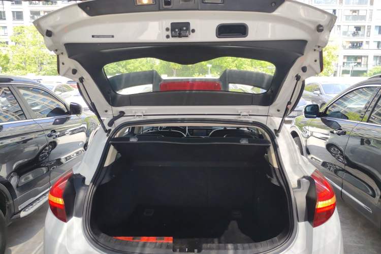 Used Geely Auto Emgrand GS 2016 Sports Edition 1.8L Manual LingShang Model