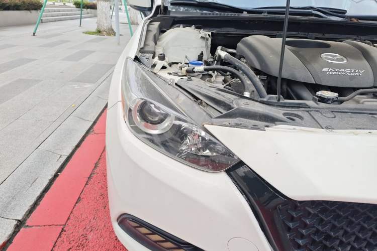 Used Mazda 3 Axela 2017 Sedan 1.5L Manual Comfort Model Emission Standard China V