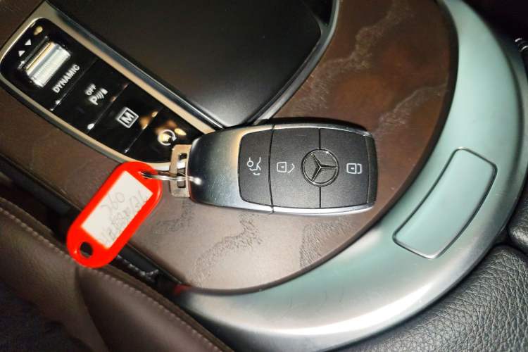 Used Mercedes-Benz GLC 2021 GLC 260 L 4MATIC Luxury Model
