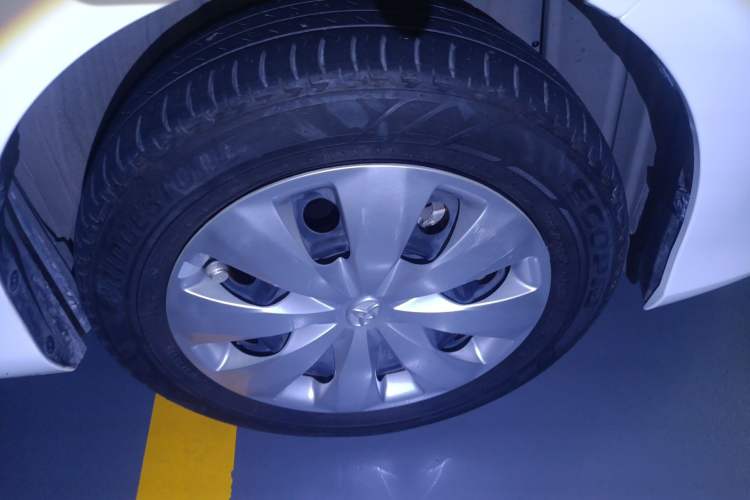 Used Toyota YARiS L Zhi Xuan 2016 Revised 1.5E CVT Charming Edition
