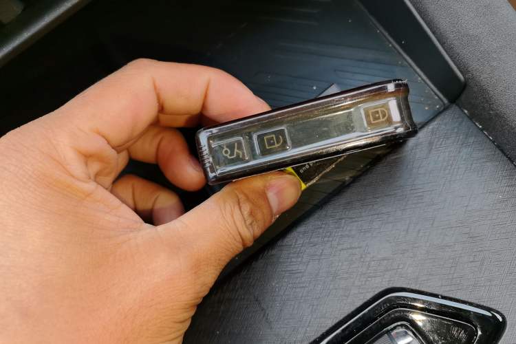 Used Lynk & Co 03 2023 2.0TD DCT JingPro Vehicle Key