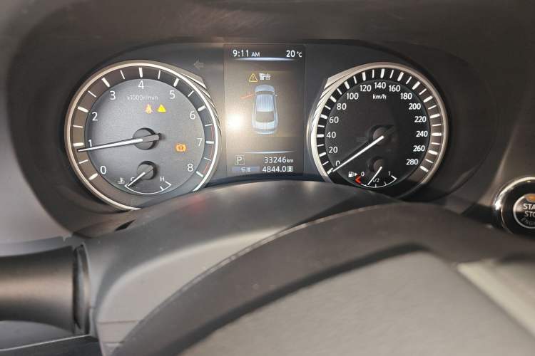 Used Infiniti Q50L 2018 2.0T Enjoyment Version China VI Standard
