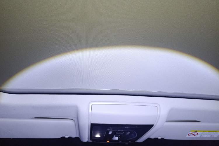 Used Volkswagen Passat 2026 Model, Outstanding 380TSI Longteng Edition Headliner