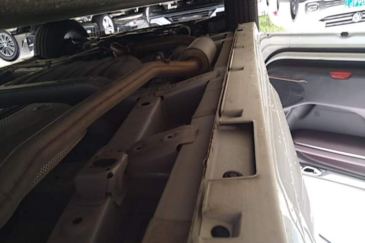 Used GAC Trumpchi M6 2023 PRO 270T DCT Luxury Edition Left Side Sill
