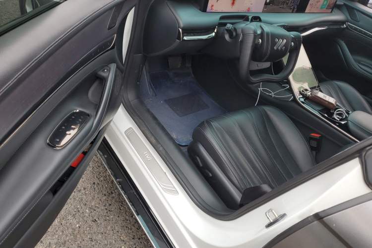 Used IM L7 2022 Pro Model Driver Seat