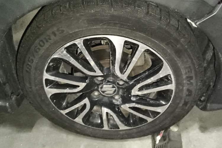 Used Suzuki Swift 2016 1.5L Automatic Fashionable Coolplay Edition
