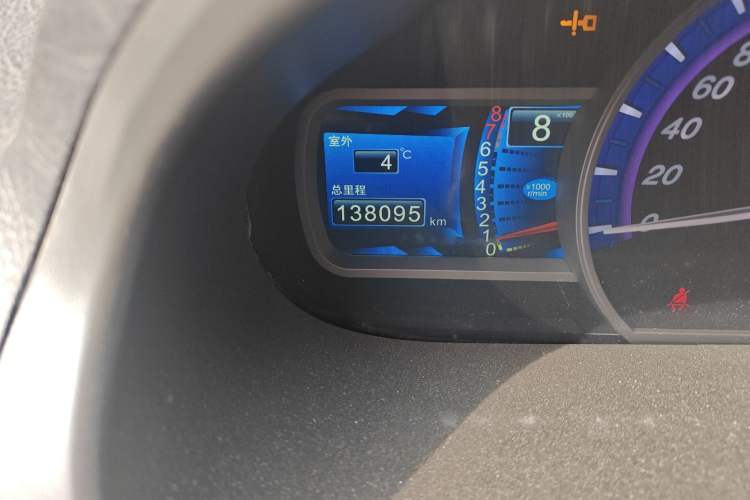 Used BYD S6 2012 2.0L Manual Luxury Version
