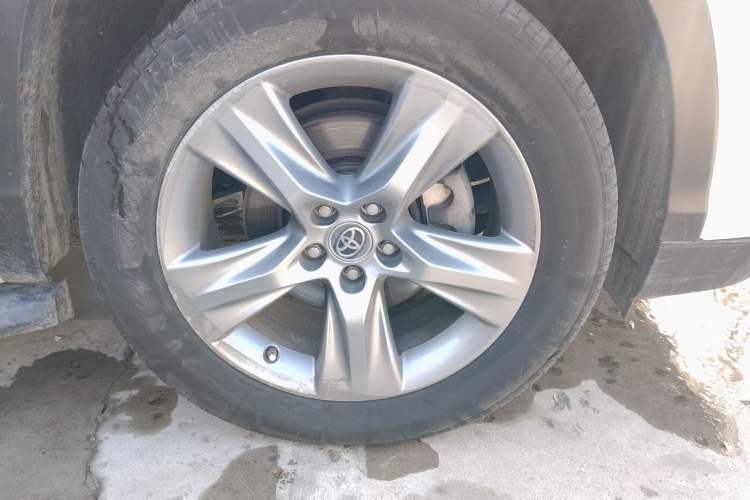 Used Toyota Highlander 2015 2.0T Four-Wheel Drive Luxury Edition 7-Seater
