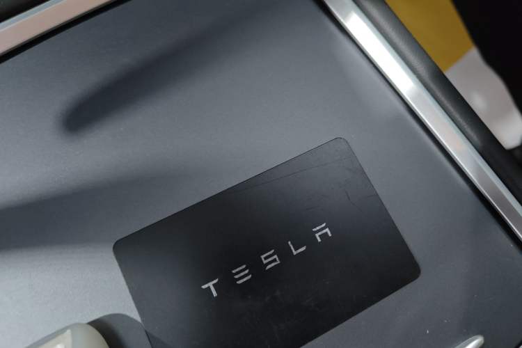 Used Tesla Model Y 2023 Rear-Wheel-Drive Version Vehicle Key