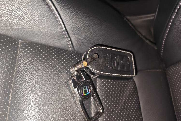 Used Honda CR-V 2019 240TURBO CVT 2WD Fashion Edition China VI Vehicle Key