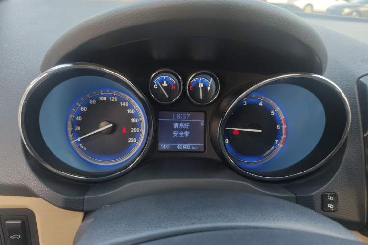 Used Chery E3 2015 1.5L Manual Fashion Model