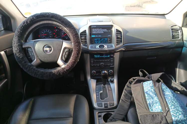 Used Chevrolet Captiva 2014 2.4L 4x4 Flagship Edition 7 Seats
