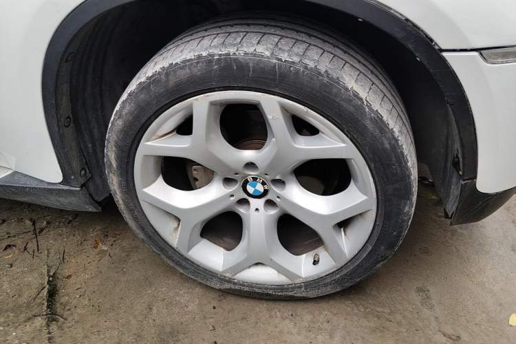 Used BMW X6 2011 xDrive35i
