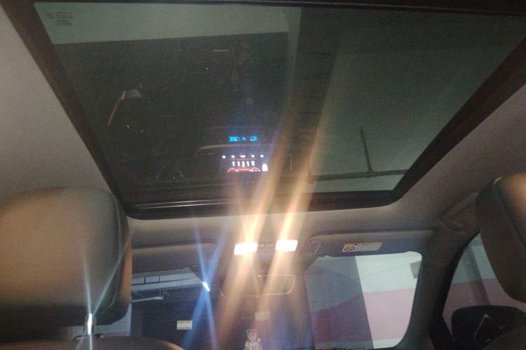 Used Toyota Highlander 2018 2.0T Four-Wheel Drive Luxury Edition 7 Seats China V Emission Standard
