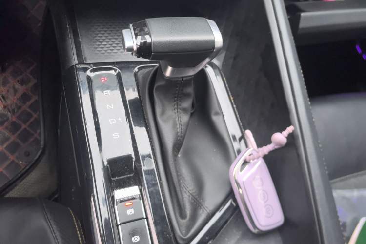 Used Baojun Valli 2021 1.5T Yili Pasture CVT Luxury Model
