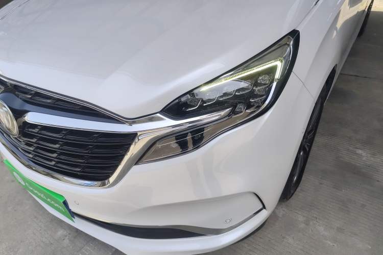 Used Buick GL8 2022 ES Landtrek 653T Flagship Model