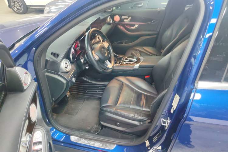 Used Mercedes-Benz GLC 2019 GLC 260 L 4MATIC Dynamic Model Left Front Seat