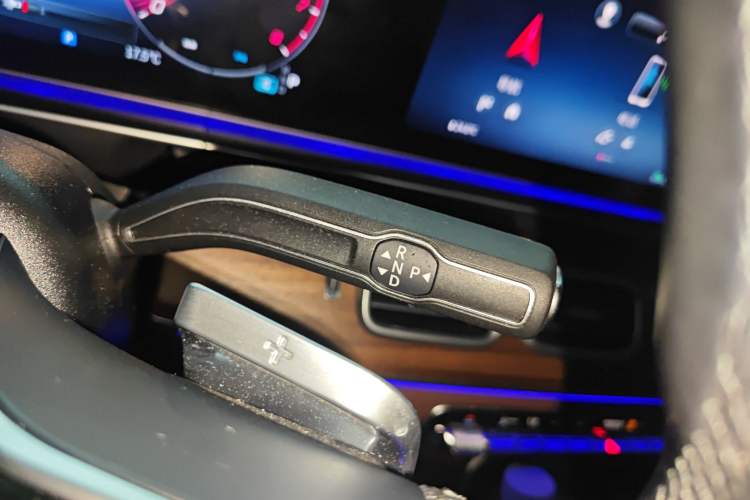 Used Mercedes-Benz GLE 2025 GLE 450 4MATIC Fashion Edition Gear Lever