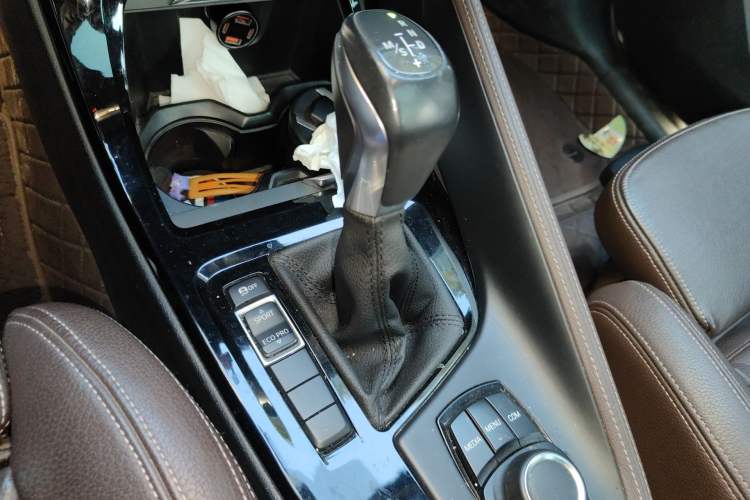 Used BMW X1 2018 sDrive18Li Luxury Model Gear Lever