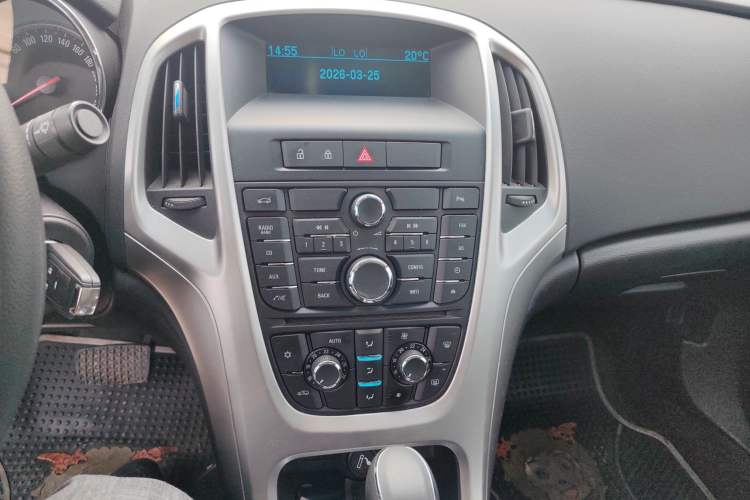 Used Buick GT 2012 GT 1.8L Automatic Fashionable Leather Edition
