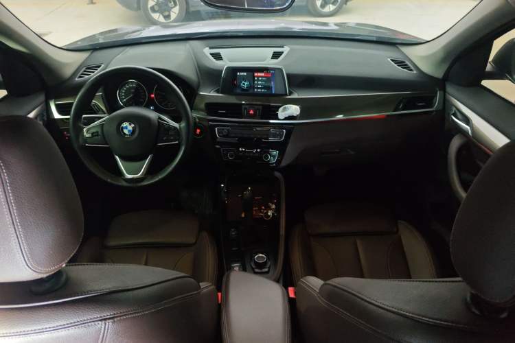 Used BMW X1 2018 sDrive18Li Luxury Model
