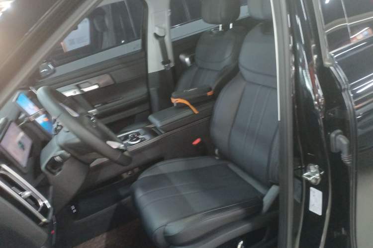 Used Chery Explore 06 2023 Yoye Edition 1.6T Two-Wheel Drive Explorer