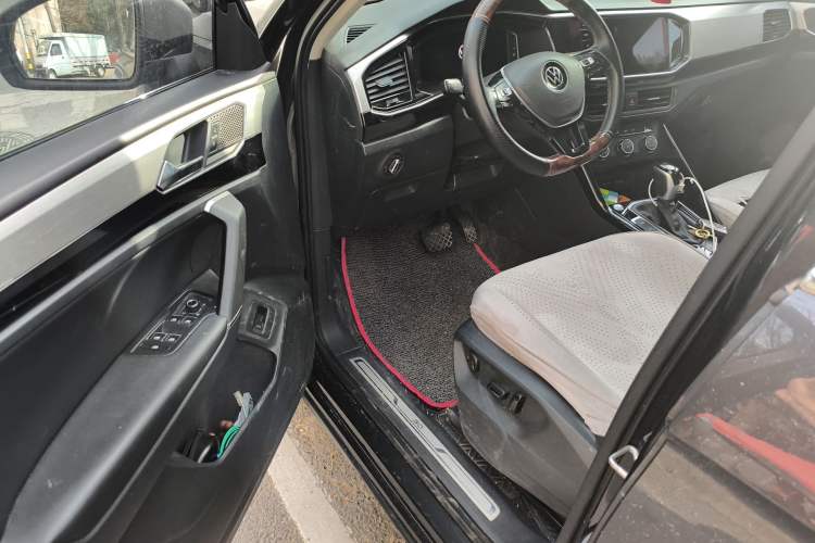 Used Volkswagen Tayron 2021 330TSI Two-Wheel Drive 30th Anniversary Edition
