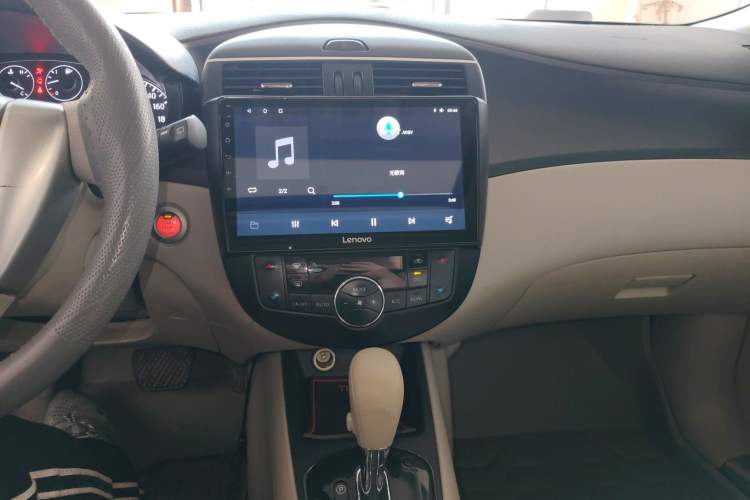 Used Nissan Tiida 2011 1.6L CVT Smart Version