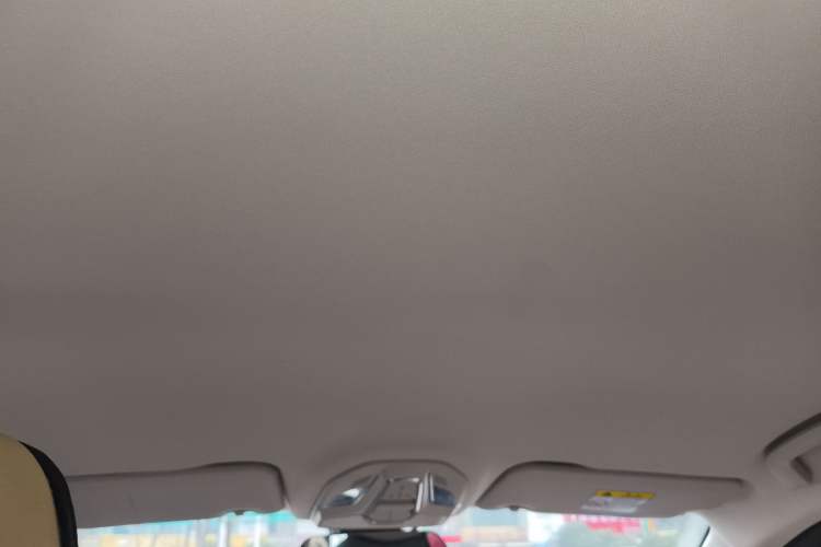 Used Wuling Xingguang 2024 Co-Creation Edition 70 Standard Model
