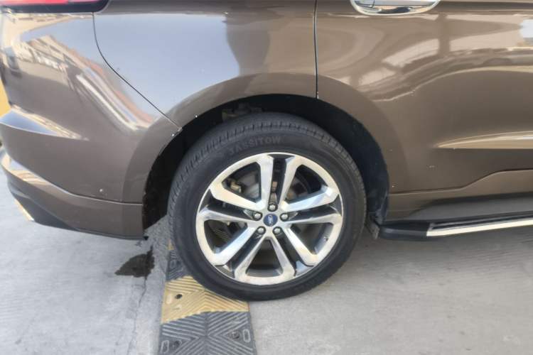 Used Ford Edge 2017 EcoBoost 245 Four-Wheel Drive Sporty 7-Seater