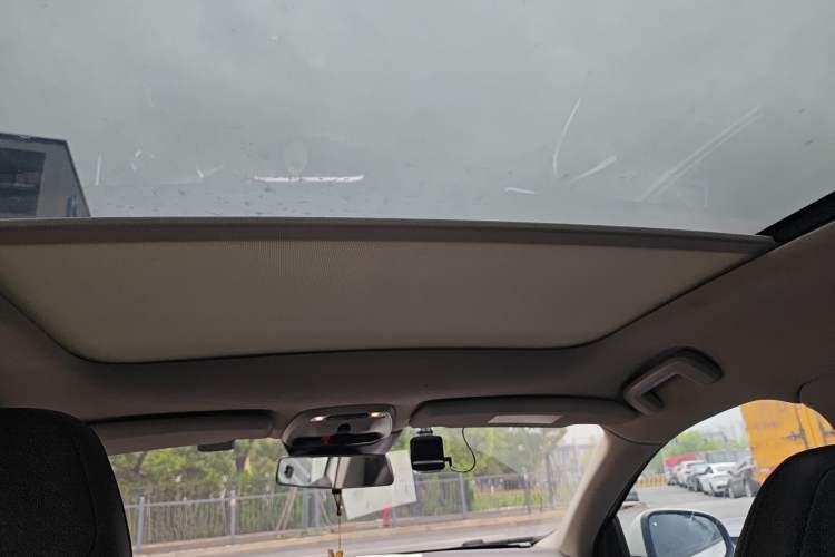 Used Volvo V40 2016 T3 Zhiyi Edition