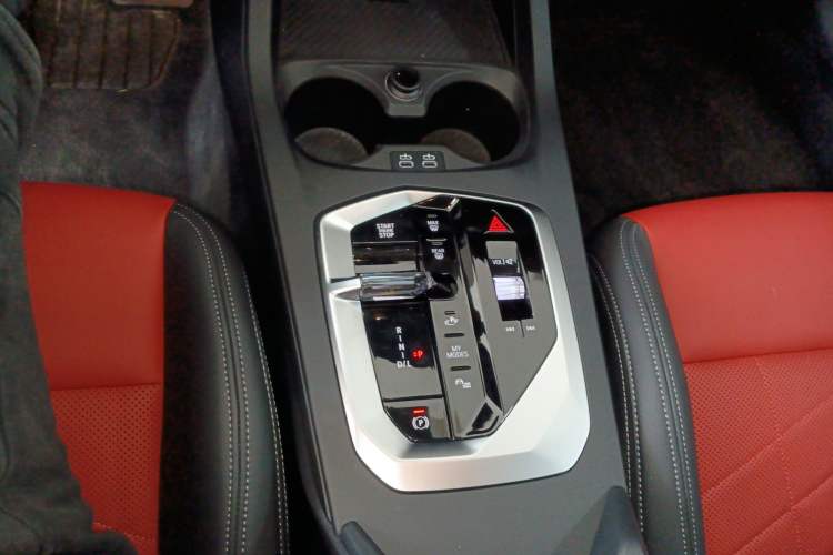 Used BMW 2 Series 2025 225L M Sport Night Edition Package Gear Lever