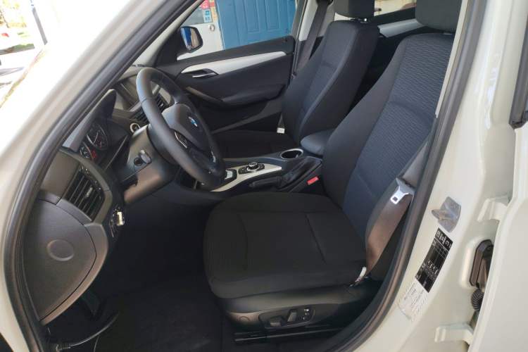 Used BMW X1 2014 sDrive18i Fashion Model
