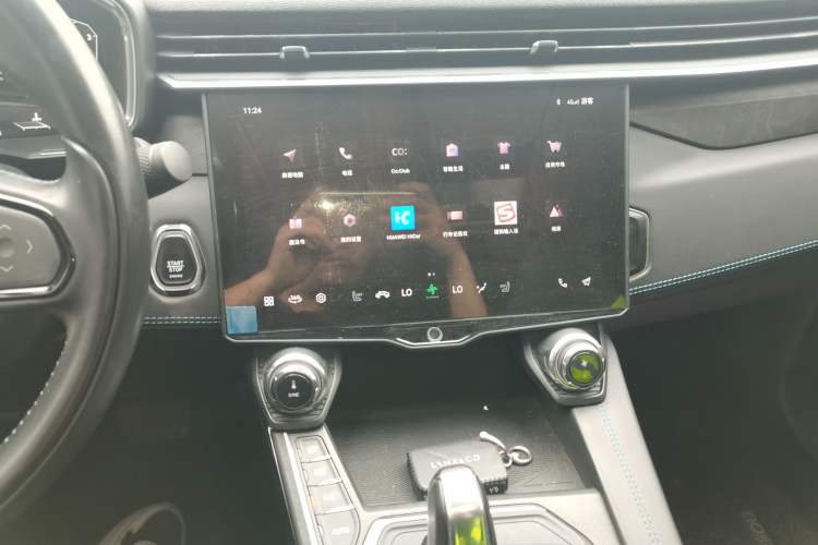 Used Lynk & Co 05 2020 2.0TD Two-Wheel Drive Shine Halo
