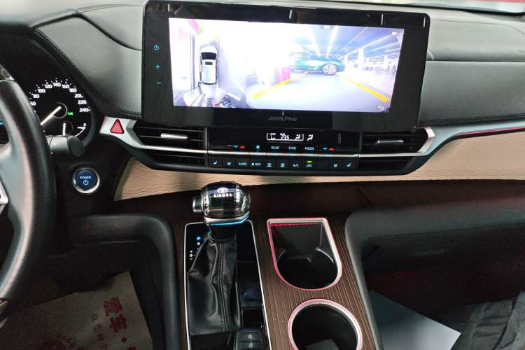 Used Toyota SIENNA 2021 2.5L Hybrid Comfort Edition