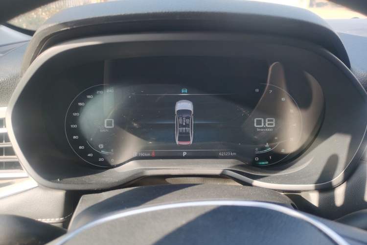 Used Roewe i5 2019 1.5L Automatic 4G Connected Langhao Edition
